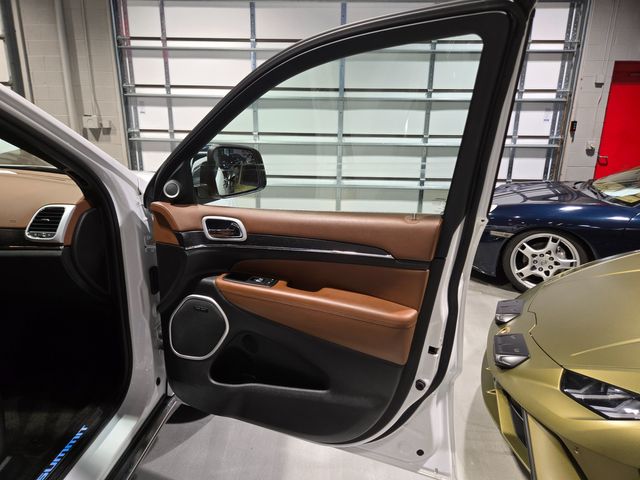 2018 Jeep Grand Cherokee Summit | Lake Forest IL | Executive Motor Carz 2018 Jeep Grand Cherokee Summit | Lake Forest IL | Executive Motor Carz