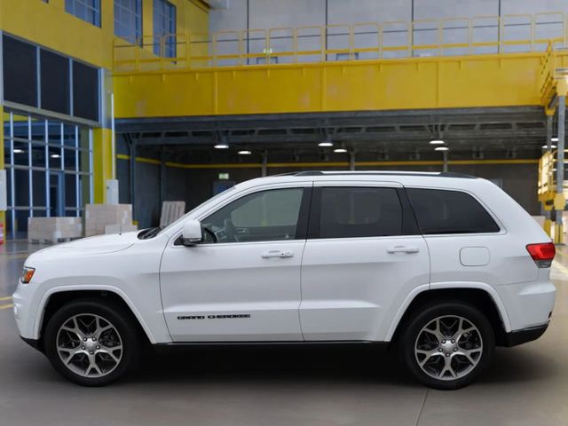2018 Jeep Grand Cherokee Limited Sterling Edition Sport Utility 4D | Louisville, MS | CARite Louisville MS 2018 Jeep Grand Cherokee Limited Sterling Edition Sport Utility 4D | Louisville, MS | CARite Louisville MS
