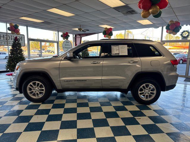 2018 Jeep Grand Cherokee Laredo E | Rome, GA | Knight's Car Store 2018 Jeep Grand Cherokee Laredo E | Rome, GA | Knight's Car Store