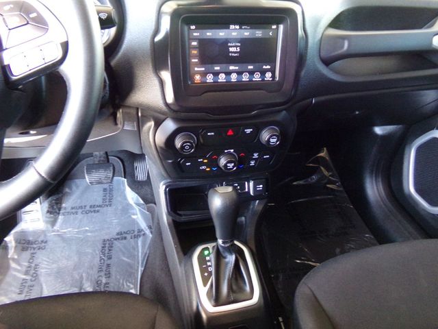 2018 Jeep Renegade LATITUDE | Gonzales, TX | West Motors 2018 Jeep Renegade LATITUDE | Gonzales, TX | West Motors