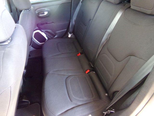 2018 Jeep Renegade LATITUDE | Gonzales, TX | West Motors 2018 Jeep Renegade LATITUDE | Gonzales, TX | West Motors