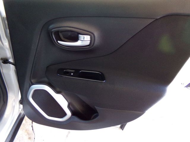 2018 Jeep Renegade LATITUDE | Gonzales, TX | West Motors 2018 Jeep Renegade LATITUDE | Gonzales, TX | West Motors