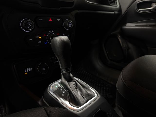 2018 Jeep Renegade Altitude | Houston, TX | Texas Star Motors