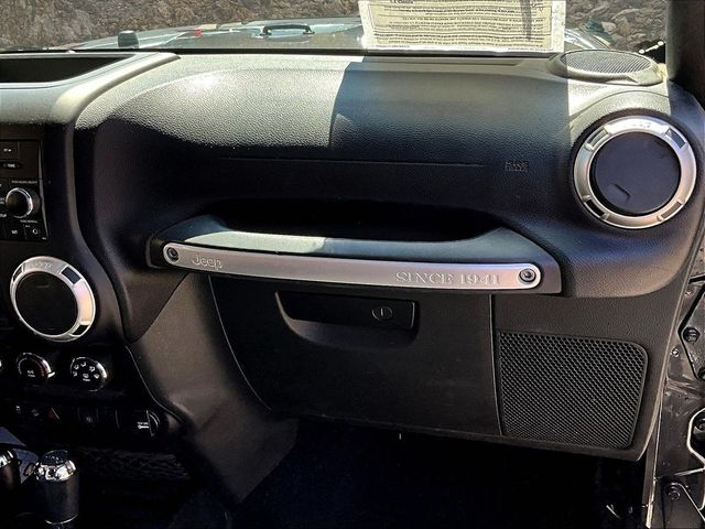 2018 Jeep Wrangler JK Unlimited Sahara