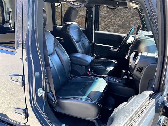 2018 Jeep Wrangler JK Unlimited Sahara