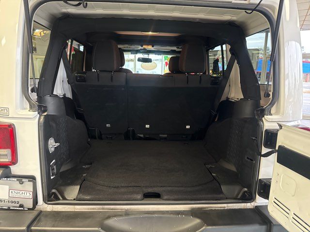 2018 Jeep Wrangler JK Unlimited Unlimited Sahara | Rome, GA | Knight's Car Store 2018 Jeep Wrangler JK Unlimited Unlimited Sahara | Rome, GA | Knight's Car Store