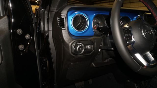 2018 Jeep Wrangler JL Unlimited Rubicon 4X4 DUPONT KEVLAR,LIFTED,NAV,HTD LTH | Carrollton, TX | Texas Vehicle Exchange