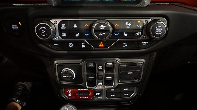 2018 Jeep Wrangler JL Unlimited Rubicon 4X4 DUPONT KEVLAR,LIFTED,NAV,HTD LTH | Carrollton, TX | Texas Vehicle Exchange 2018 Jeep Wrangler JL Unlimited Rubicon 4X4 DUPONT KEVLAR,LIFTED,NAV,HTD LTH | Carrollton, TX | Texas Vehicle Exchange