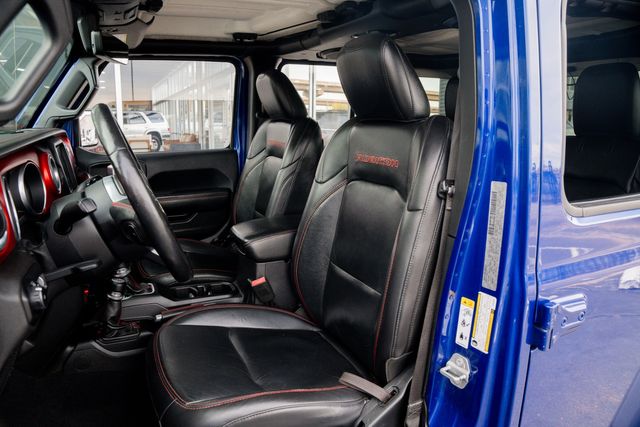 2018 Jeep Wrangler Unlimited Rubicon HARD TOP 4X4 / CLEAN CARFAX / LOADED | Austin, TX | Rocky Mountain Truck Stop Austin 2018 Jeep Wrangler Unlimited Rubicon HARD TOP 4X4 / CLEAN CARFAX / LOADED | Austin, TX | Rocky Mountain Truck Stop Austin