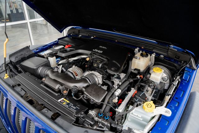 2018 Jeep Wrangler Unlimited Rubicon HARD TOP 4X4 / CLEAN CARFAX / LOADED | Austin, TX | Rocky Mountain Truck Stop Austin 2018 Jeep Wrangler Unlimited Rubicon HARD TOP 4X4 / CLEAN CARFAX / LOADED | Austin, TX | Rocky Mountain Truck Stop Austin