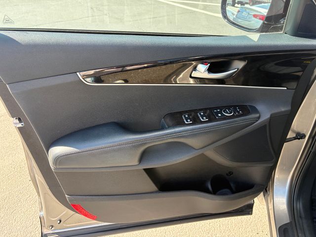 2018 Kia Sorento EX V6