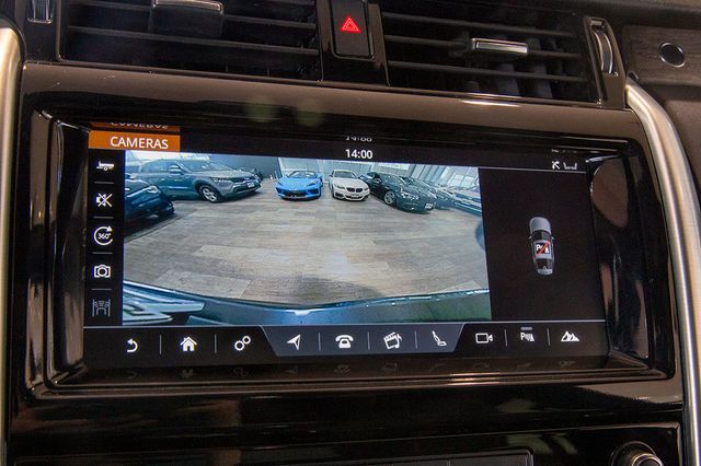 2018 Land Rover Discovery Full Size Diesel 3rd row HSE