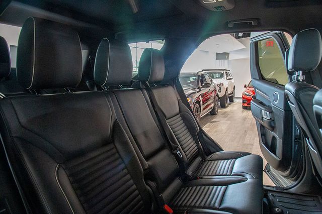 2018 Land Rover Discovery Full Size Diesel 3rd row HSE