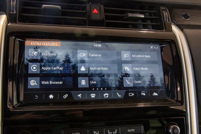 2018 Land Rover Discovery Full Size Diesel 3rd row HSE