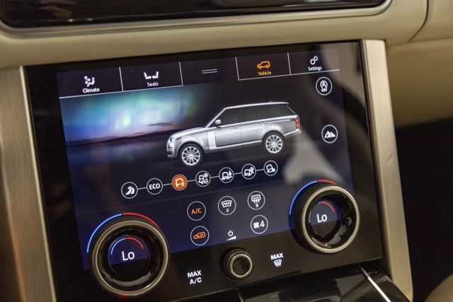 2018 Land Rover Full Size Range Rover HSE