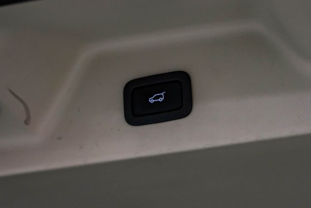 2018 Land Rover Range Rover S.C. VisionAssistPkg DriveProPkg Meridian Sound | Dallas, TX | Stevens Motor Company LLC