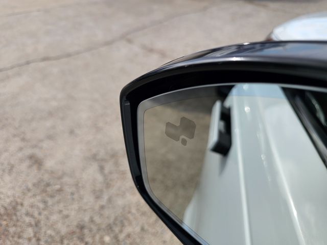 2018 Land Rover Range Rover Velar P250 R-Dynamic SE | Brownsville TX | English Motors