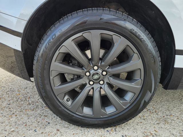 2018 Land Rover Range Rover Velar P250 R-Dynamic SE | Brownsville TX | English Motors 2018 Land Rover Range Rover Velar P250 R-Dynamic SE | Brownsville TX | English Motors