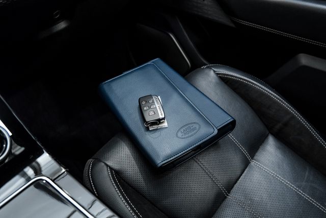 2018 Land Rover Range Rover Velar D180 R-Dynamic SE ACseats NewTires Serviced | Dallas, TX | Stevens Motor Company LLC 2018 Land Rover Range Rover Velar D180 R-Dynamic SE ACseats NewTires Serviced | Dallas, TX | Stevens Motor Company LLC