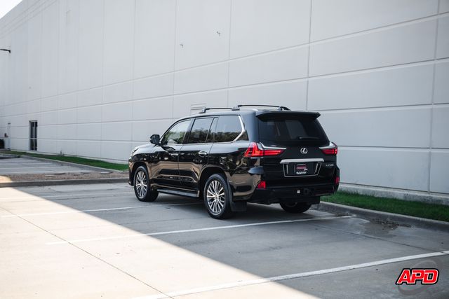 2018 Lexus LX 570 Two-Row 2018 Lexus LX 570 Two-Row