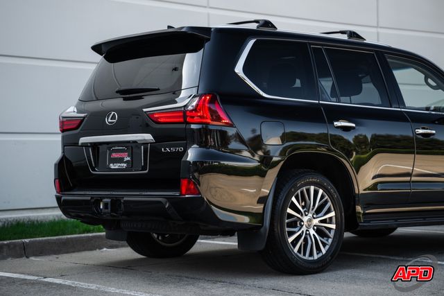 2018 Lexus LX 570 Two-Row 2018 Lexus LX 570 Two-Row