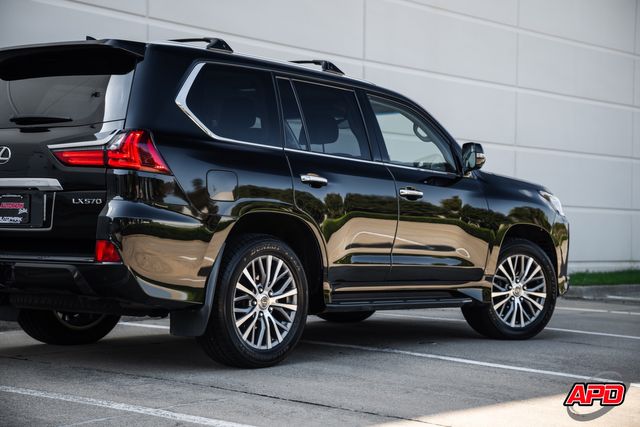 2018 Lexus LX 570 Two-Row 2018 Lexus LX 570 Two-Row