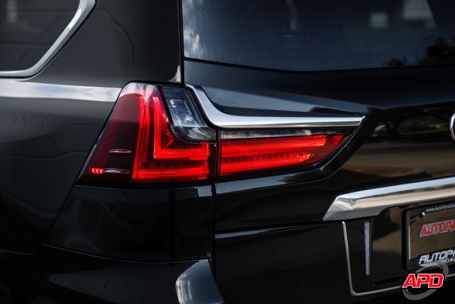 2018 Lexus LX 570 Two-Row 2018 Lexus LX 570 Two-Row