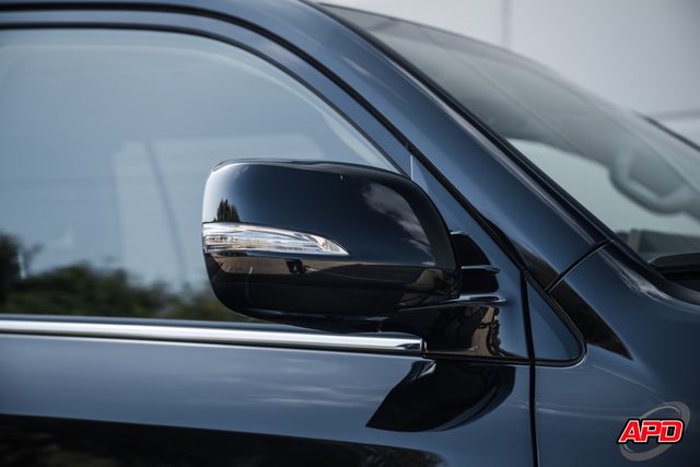 2018 Lexus LX 570 Two-Row