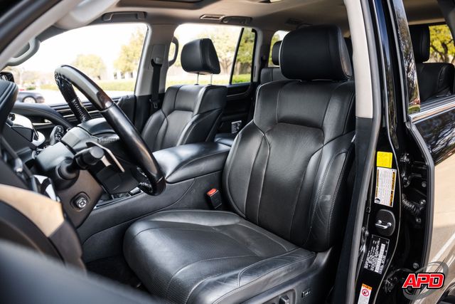 2018 Lexus LX 570 Two-Row 2018 Lexus LX 570 Two-Row
