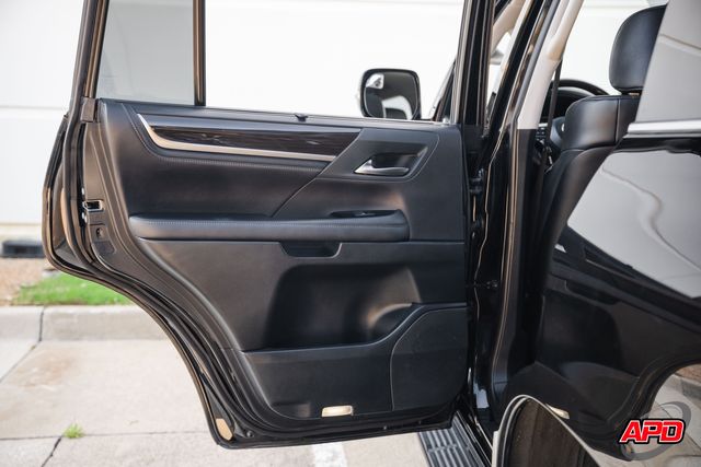 2018 Lexus LX 570 Two-Row 2018 Lexus LX 570 Two-Row