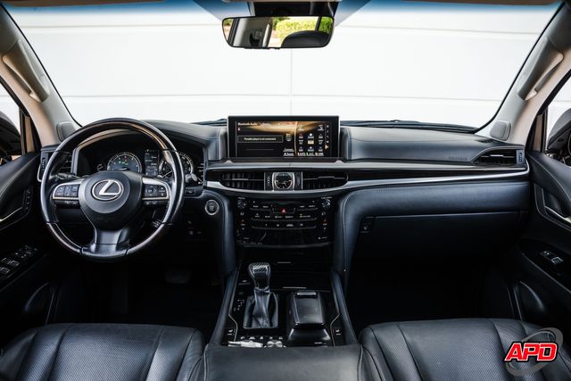 2018 Lexus LX 570 Two-Row 2018 Lexus LX 570 Two-Row