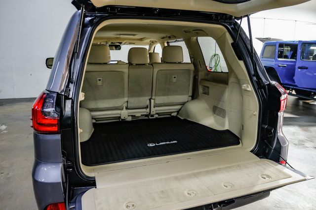 2018 Lexus LX 570 Two-Row Nebula Gray Pearl 5.7L V8 AWD LOADED | Dallas, TX | East Dallas Diesel 2018 Lexus LX 570 Two-Row Nebula Gray Pearl 5.7L V8 AWD LOADED | Dallas, TX | East Dallas Diesel
