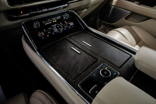 2018 Lincoln Navigator Reserve HeavyDutyTow RearDVD 20SpeakerSound | Dallas, TX | Stevens Motor Company LLC