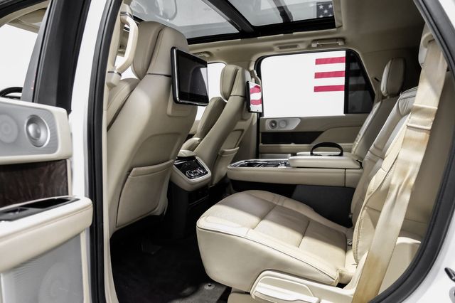 2018 Lincoln Navigator Reserve HeavyDutyTow RearDVD 20SpeakerSound | Dallas, TX | Stevens Motor Company LLC