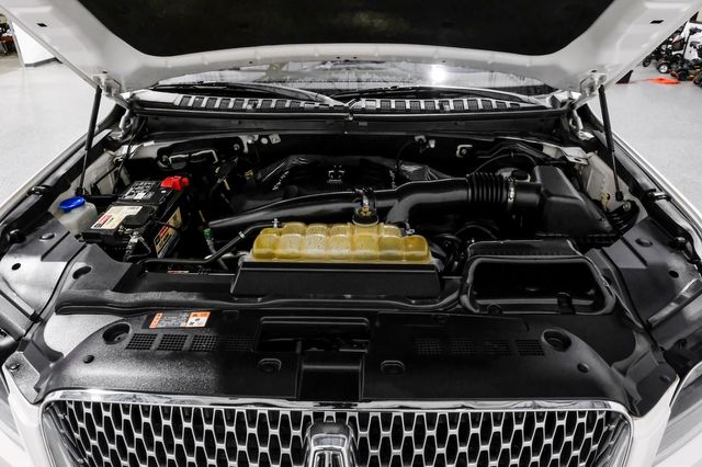 2018 Lincoln Navigator Reserve HeavyDutyTow RearDVD 20SpeakerSound | Dallas, TX | Stevens Motor Company LLC