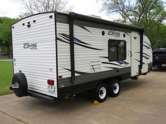 2018 Forest River 21ft Salem Cruise Lite Camper