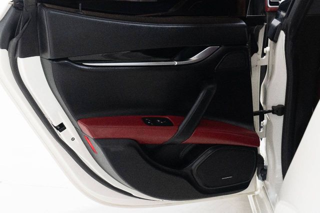 2018 Maserati Ghibli S GranSport | Houston, TX | Houston Auto Credit 2018 Maserati Ghibli S GranSport | Houston, TX | Houston Auto Credit