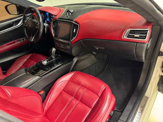 2018 Maserati Ghibli S GranSport | Houston, TX | Houston Auto Credit 2018 Maserati Ghibli S GranSport | Houston, TX | Houston Auto Credit