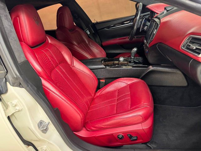 2018 Maserati Ghibli S GranSport | Houston, TX | Houston Auto Credit 2018 Maserati Ghibli S GranSport | Houston, TX | Houston Auto Credit