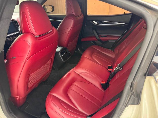 2018 Maserati Ghibli S GranSport | Houston, TX | Houston Auto Credit 2018 Maserati Ghibli S GranSport | Houston, TX | Houston Auto Credit