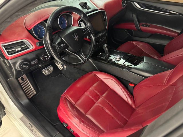 2018 Maserati Ghibli S GranSport | Houston, TX | Houston Auto Credit 2018 Maserati Ghibli S GranSport | Houston, TX | Houston Auto Credit