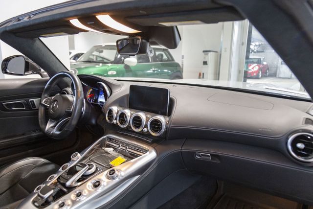 2018 Mercedes AMG GT-C Roadster AMG Carbon Fiber Pkg