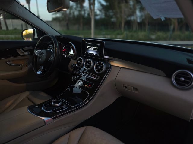 2018 Mercedes-Benz C-Class C 300
