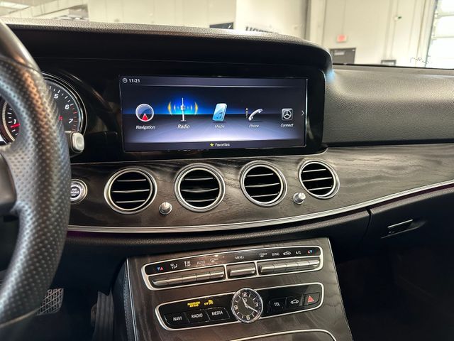 2018 Mercedes-Benz E-Class E 300 AMG Line Parking Package Panoramic Roof | Irving, Texas | Hopper Motorplex