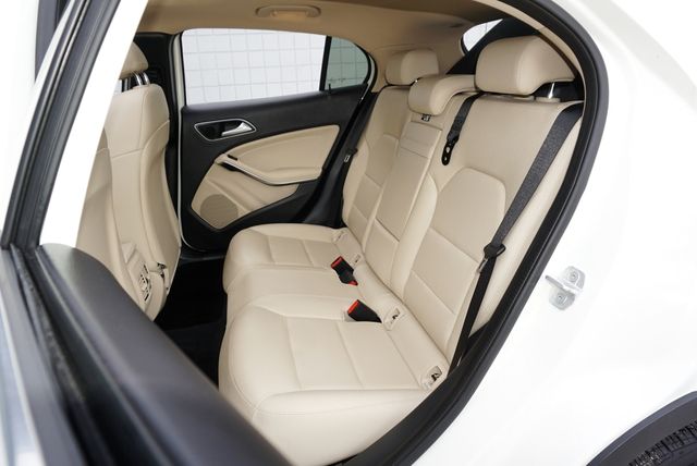 2018 Mercedes-Benz GLA 250 MUTLI MEDIA PACKAGE | Tampa, FL | Florida Auto Sales Group 2018 Mercedes-Benz GLA 250 MUTLI MEDIA PACKAGE | Tampa, FL | Florida Auto Sales Group