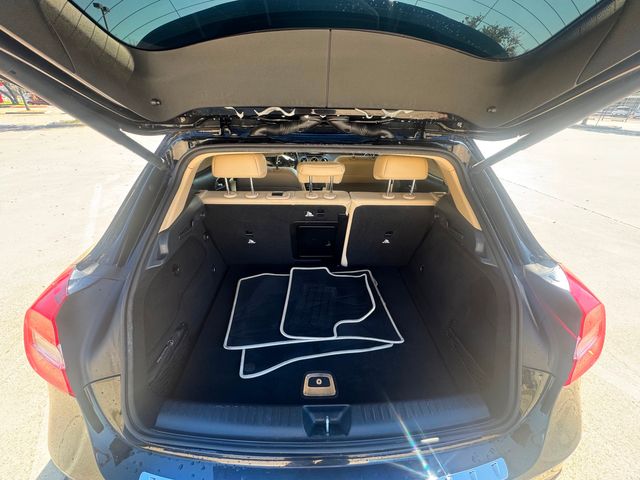 2018 Mercedes-Benz GLA 250 | Plano, TX | Schneck Motor Company 2018 Mercedes-Benz GLA 250 | Plano, TX | Schneck Motor Company