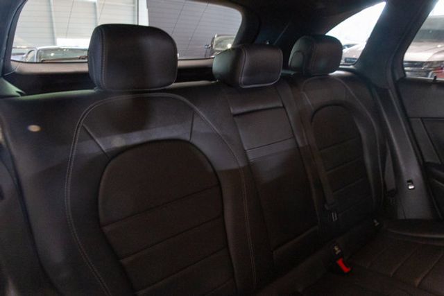 2018 Mercedes-Benz GLC 300  Premium Pkg