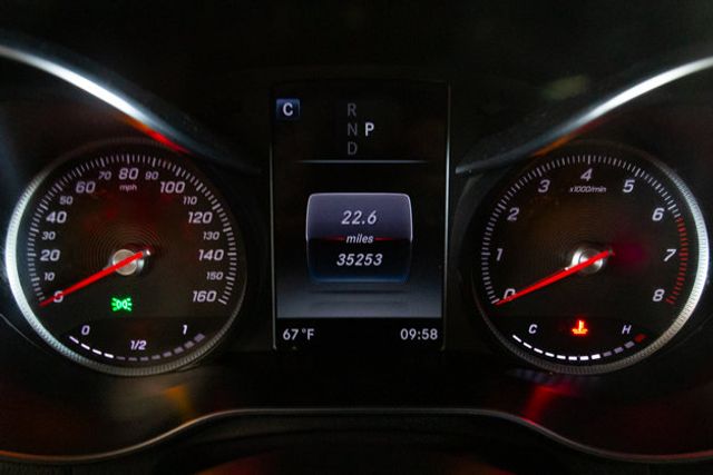 2018 Mercedes-Benz GLC 300  Premium Pkg