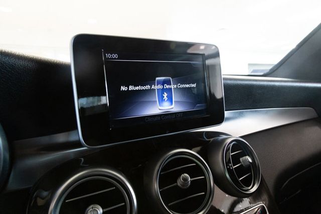 2018 Mercedes-Benz GLC 300  Premium Pkg