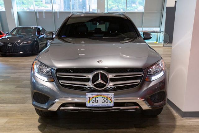 2018 Mercedes-Benz GLC 300  Premium Pkg